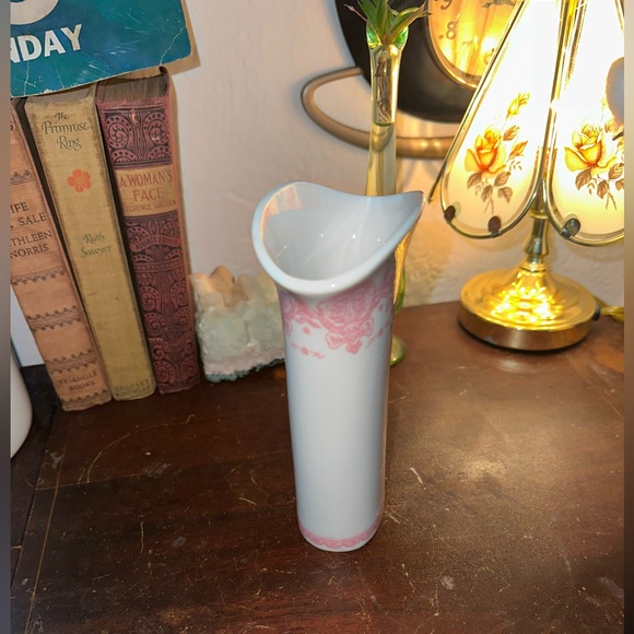 Vintage Beautiful Ftd Pink And White Vase - Picture 4 of 6